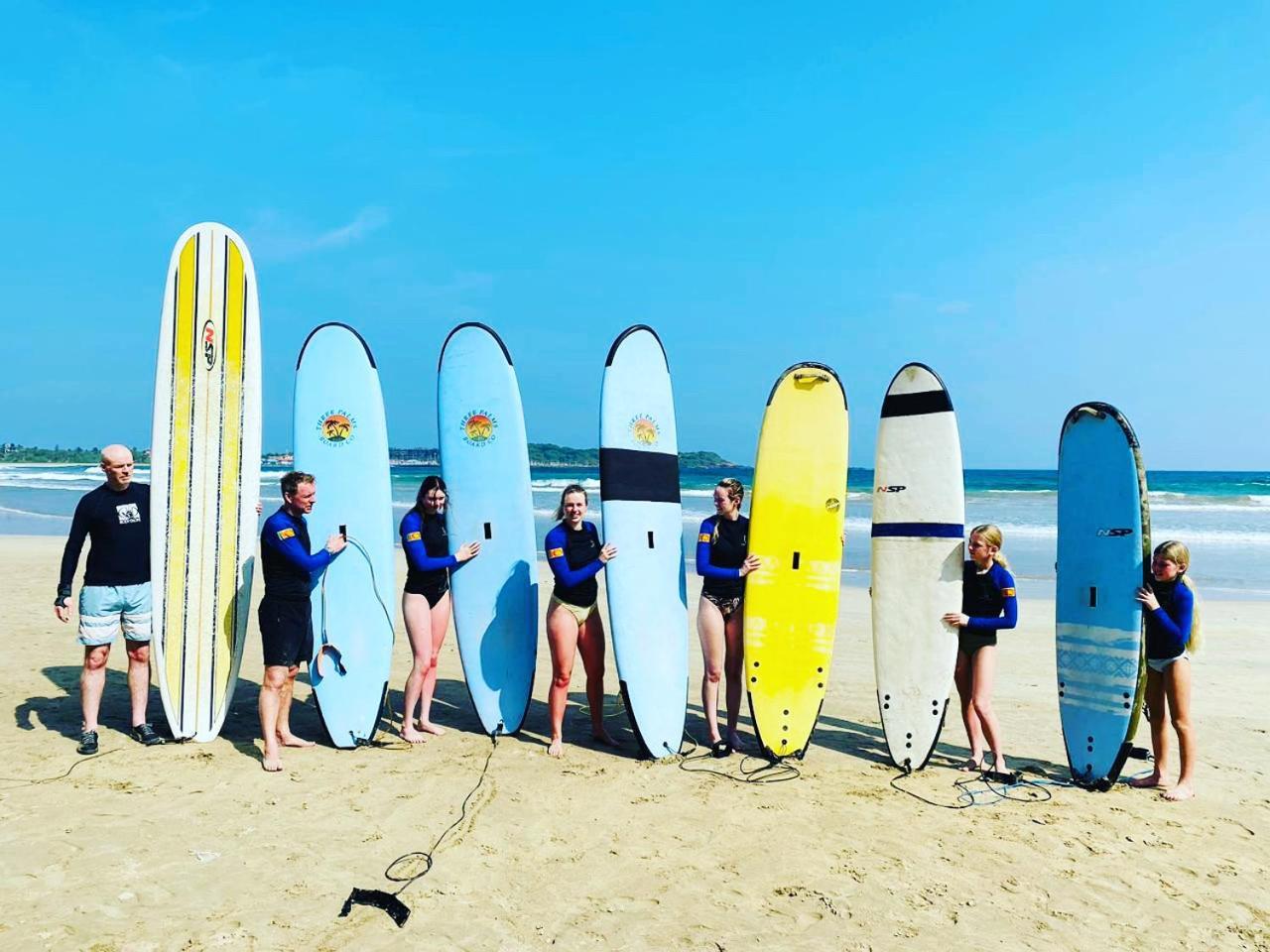 Canoe Beach Resort Тангалла Экстерьер фото